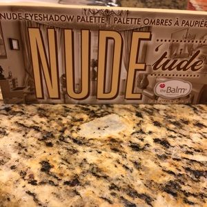 Sold-Beautiful eyeshadow palette❤️